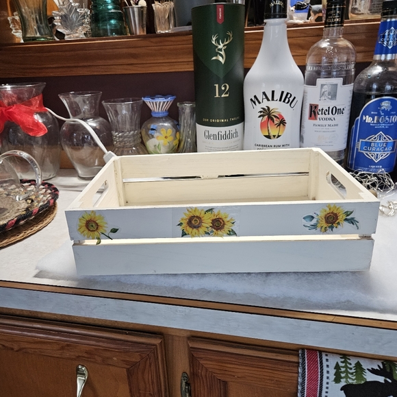 Storage box - Picture 2 of 4